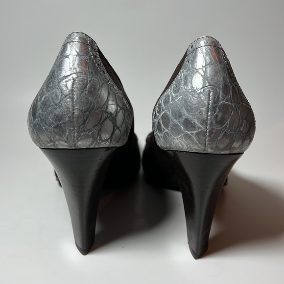 Suede with silver animal skin like design heels - Picture 5 of 8
